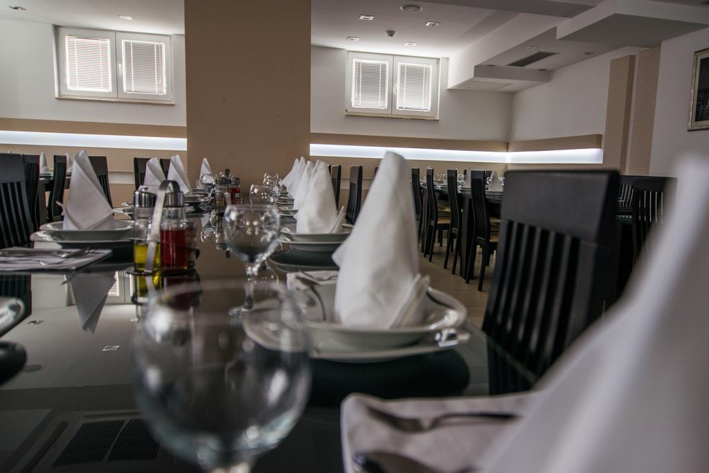 Hotel Lux Međugorje Buitenkant foto
